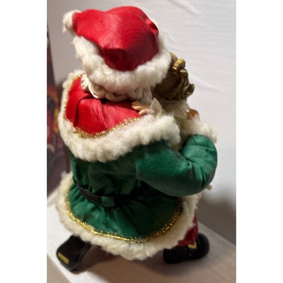 Handcrafted Saint Nicholas Figurine With Child Resin & Fabric Mache Clothing - Picture 5 of 10